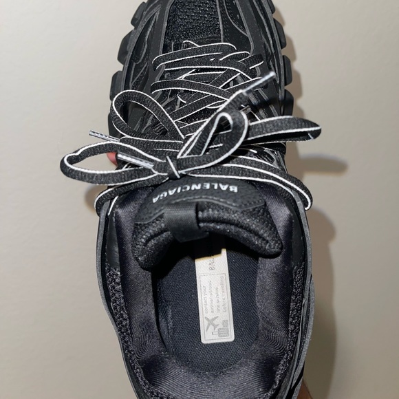 balenciaga track LED - Picture 8 of 11